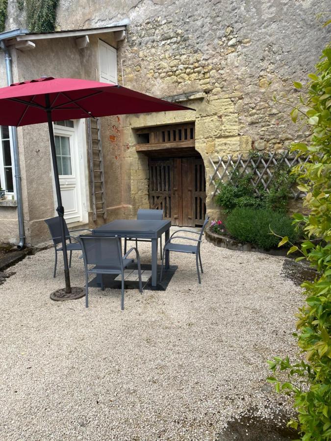 Maison Vigneronne Nazelles-Negron Eksteriør billede
